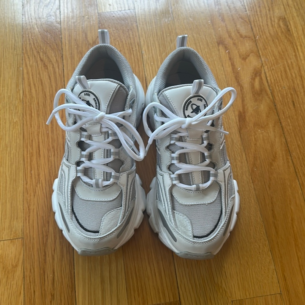 Axel Arigato ladies sneakers